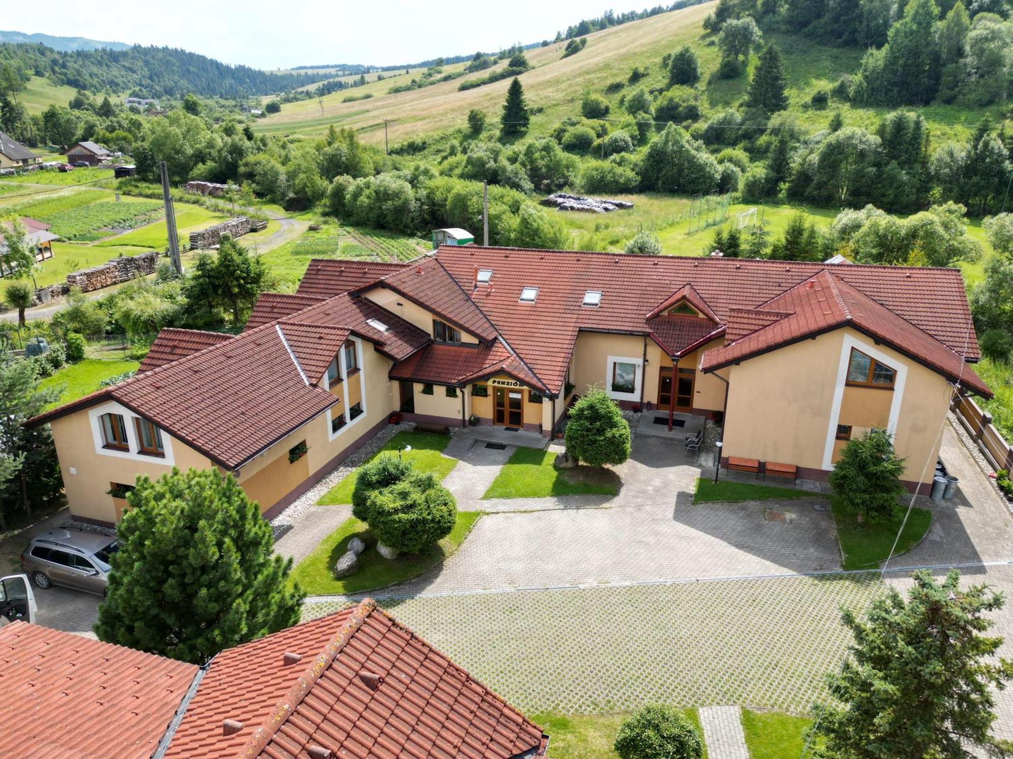 Penzion Jantolak Zuberec Exteriör bild